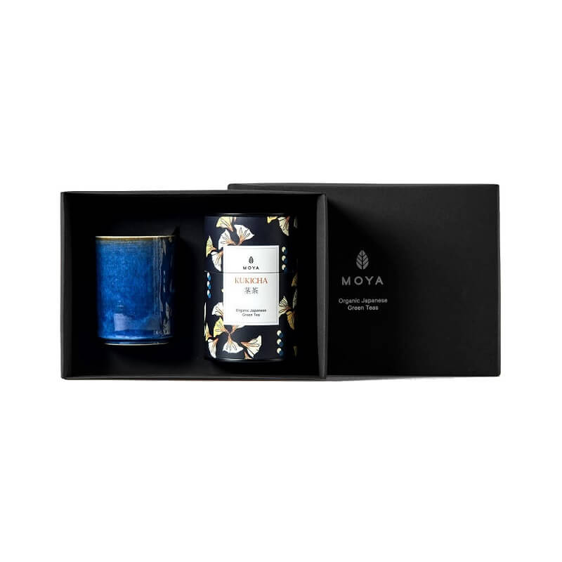 Moya-blatttee-kukicha-organischer-becher-kaze-set