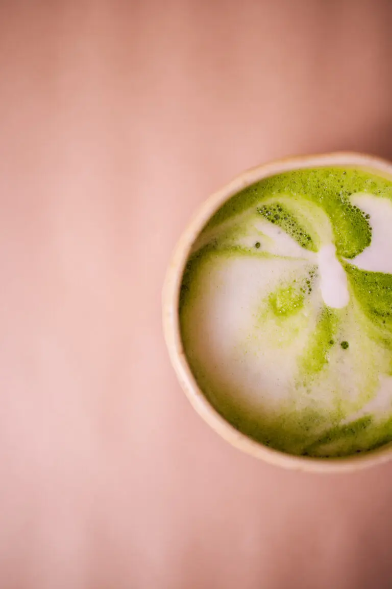 Moya matcha chawan Heiwa bereide matcha